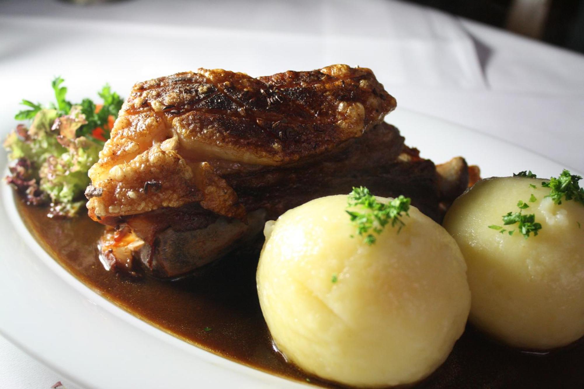 Gasthof Hotel Rose Obereisenheim Экстерьер фото