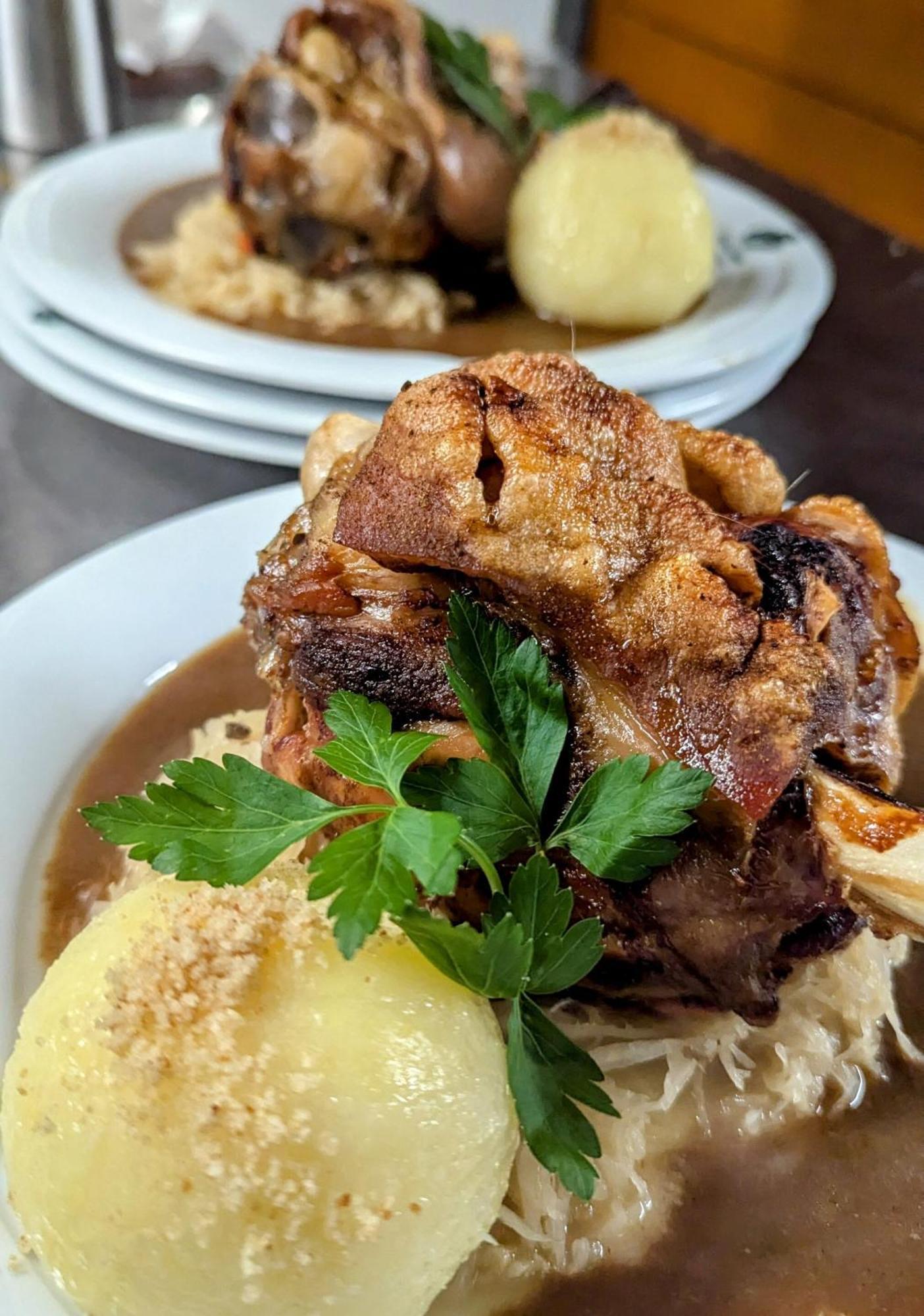Gasthof Hotel Rose Obereisenheim Экстерьер фото