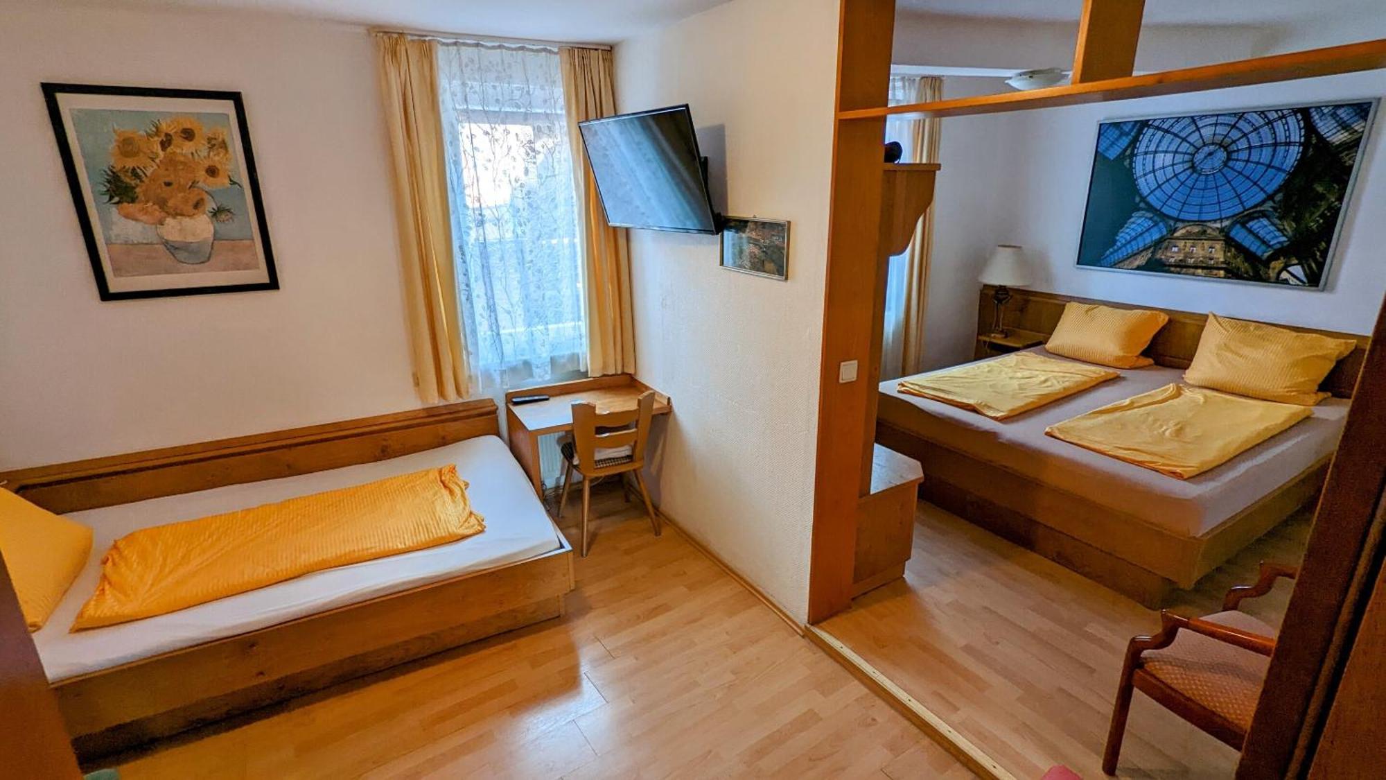 Gasthof Hotel Rose Obereisenheim Номер фото