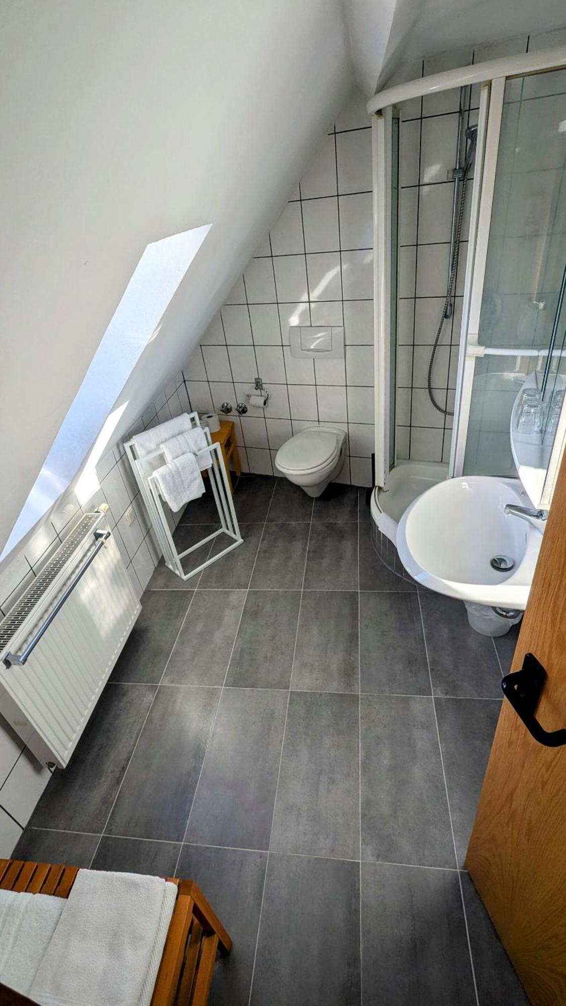Gasthof Hotel Rose Obereisenheim Номер фото