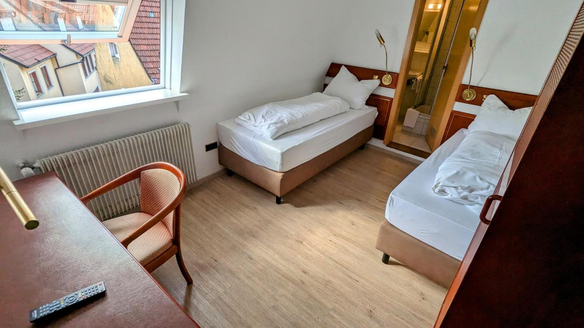 Gasthof Hotel Rose Obereisenheim Номер фото