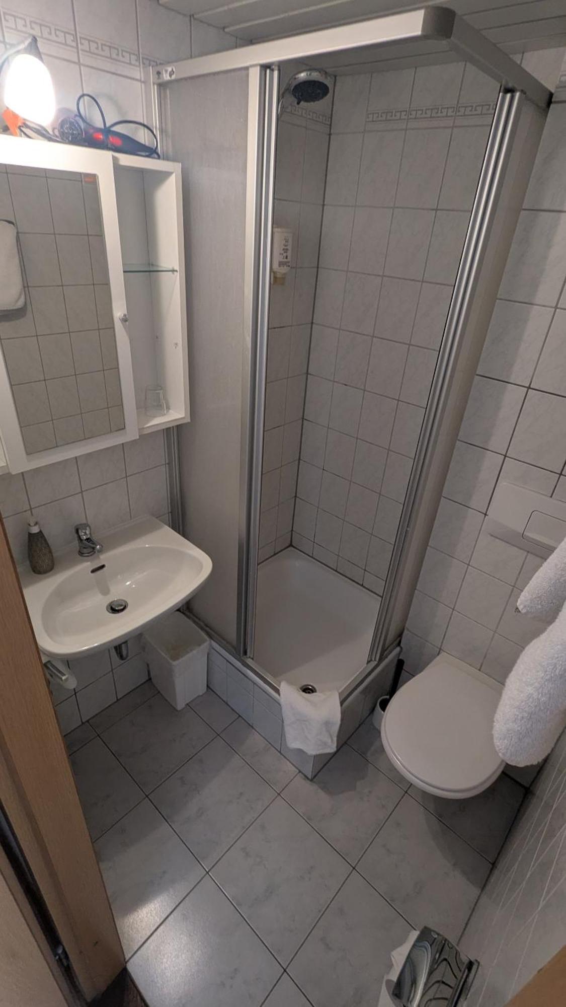 Gasthof Hotel Rose Obereisenheim Номер фото